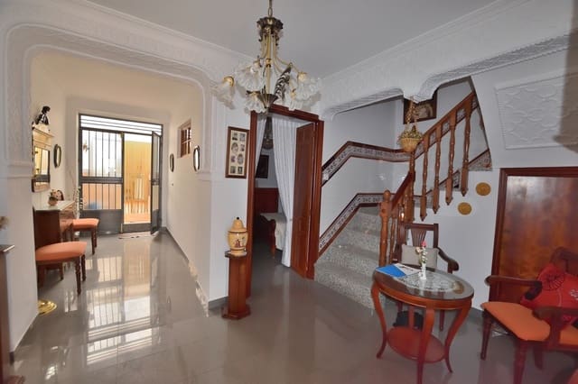 5 soverom Hus til salgs i Olvera med garasje - € 125 000 (Ref: 9863995)