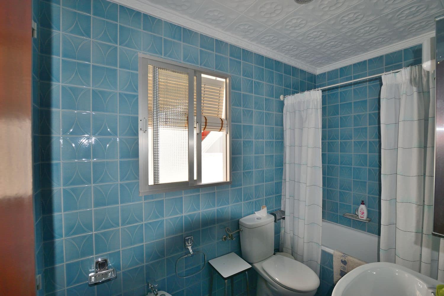 5 bedroom Townhouse for sale in Olvera with garage - € 125,000 (Ref: 9863995)
