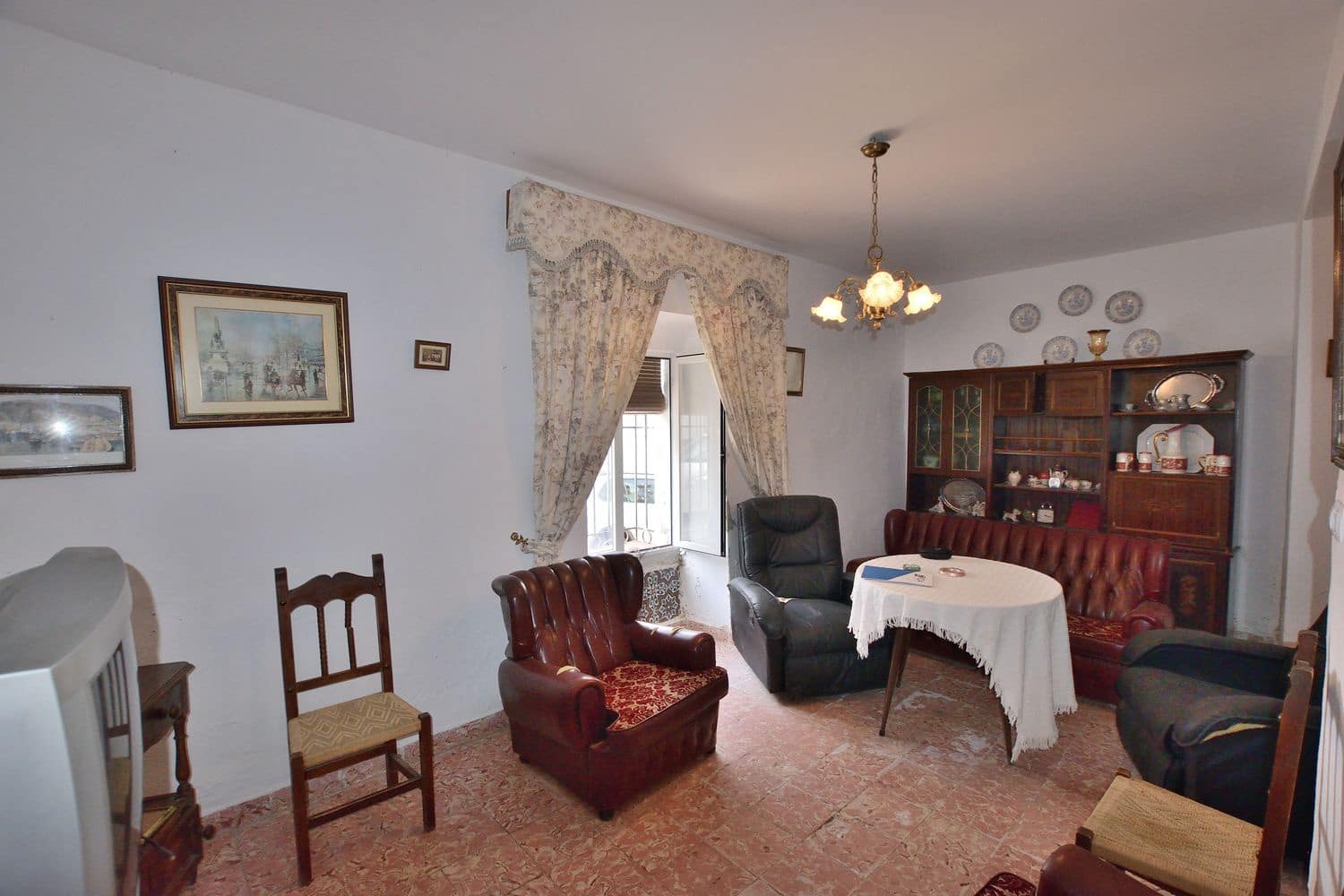 12 bedroom Townhouse for sale in Canete la Real with garage - € 110,000 (Ref: 9863996)