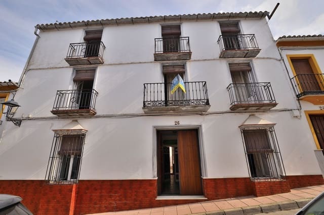 12 Zimmer Haus zu verkaufen in Cañete la Real mit Garage - 110.000 € (Ref: 9863996)