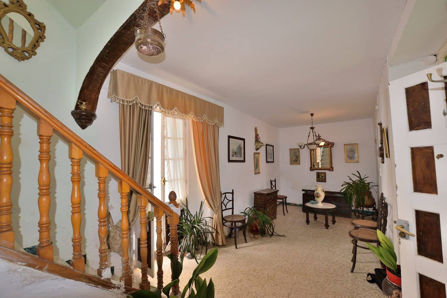 12 bedroom Townhouse for sale in Canete la Real with garage - € 110,000 (Ref: 9863996)