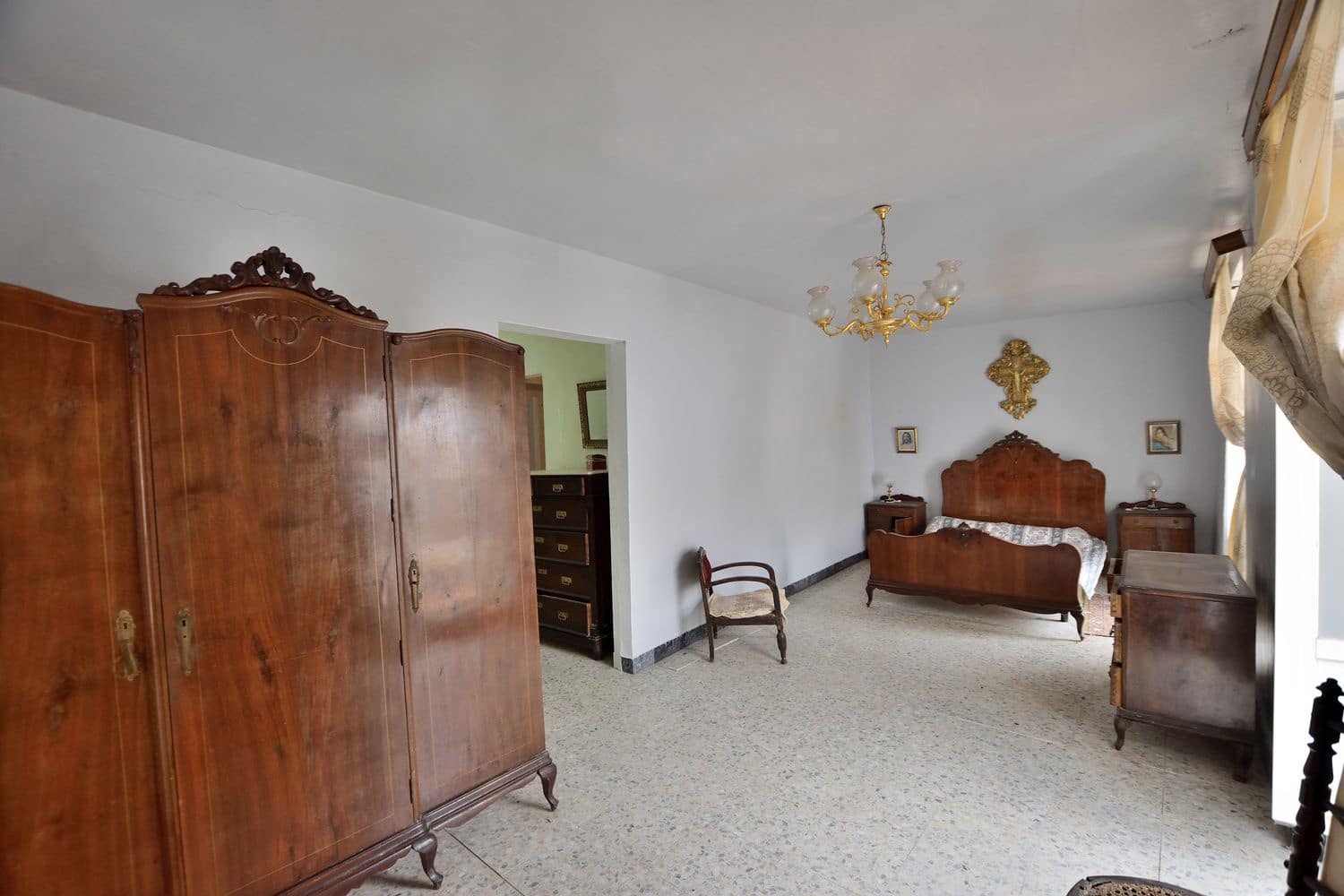 12 bedroom Townhouse for sale in Canete la Real with garage - € 110,000 (Ref: 9863996)