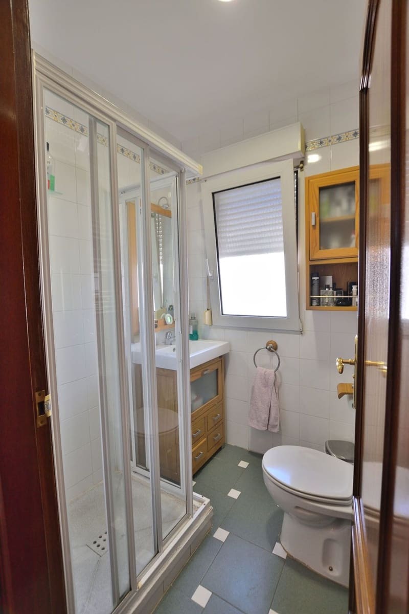3 makuuhuone Huoneisto myytävänä paikassa Ronda mukana 
autotalli - 218 000 € (Ref: 9866257)