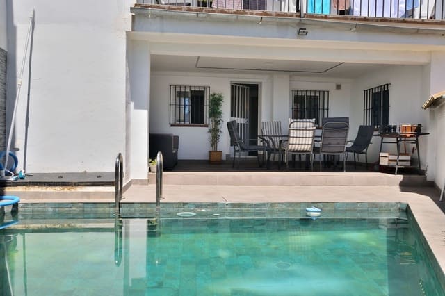 3 soveværelse Byhus til salg i Ronda med swimmingpool garage - € 250.000 (Ref: 9893673)