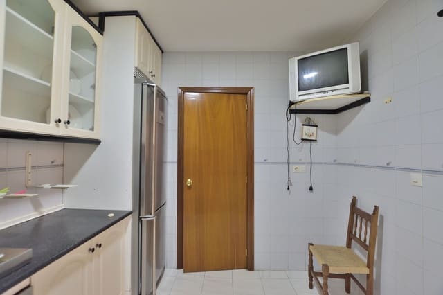 Apartamento de 3 habitaciones en Ronda en venta con garaje - 195.000 € (Ref: 9906782)