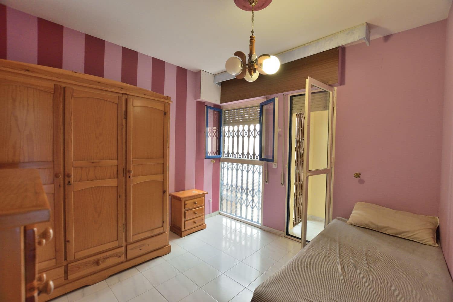 Apartamento de 3 habitaciones en Ronda en venta con garaje - 195.000 € (Ref: 9906782)
