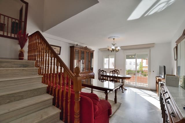Apartamento de 3 habitaciones en Ronda en venta con garaje - 195.000 € (Ref: 9906782)