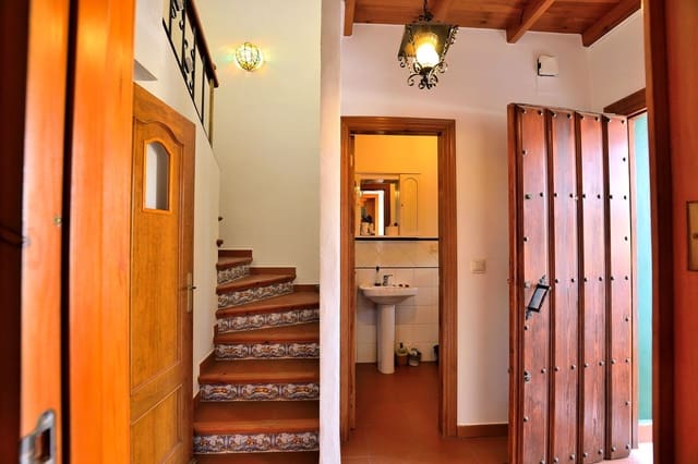 3 soverom Hus til salgs i Ronda med svømmebasseng garasje - € 219 000 (Ref: 9946893)