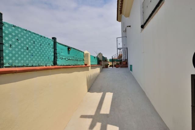 5 sovrum Radhus till salu i Alcorrín, Manilva med pool garage - 445 000 € (Ref: 9953654)