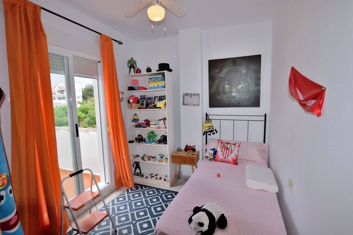 5 Zimmer Haus zu verkaufen in Manilva mit Pool Garage - 445.000 € (Ref: 9953654)