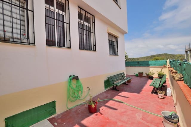 5 sovrum Radhus till salu i Alcorrín, Manilva med pool garage - 445 000 € (Ref: 9953654)