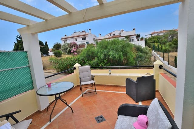5 sovrum Radhus till salu i Alcorrín, Manilva med pool garage - 445 000 € (Ref: 9953654)