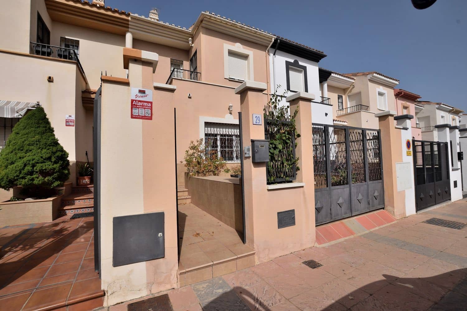 3 soveværelse Byhus til salg i Ronda med swimmingpool garage - € 259.000 (Ref: 9969173)