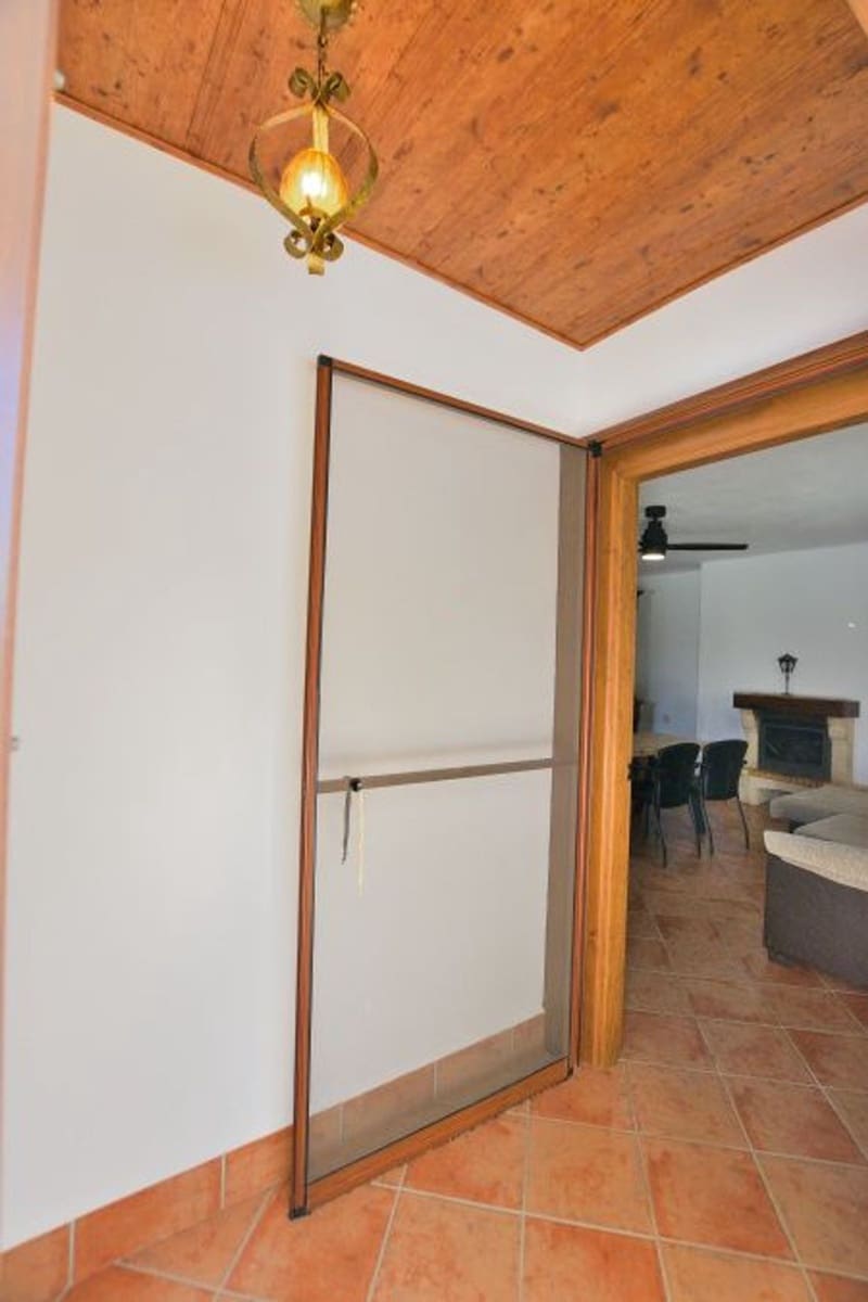 2 soveværelse Finca/Landehus til salg i Ronda med swimmingpool garage - € 425.000 (Ref: 9974548)