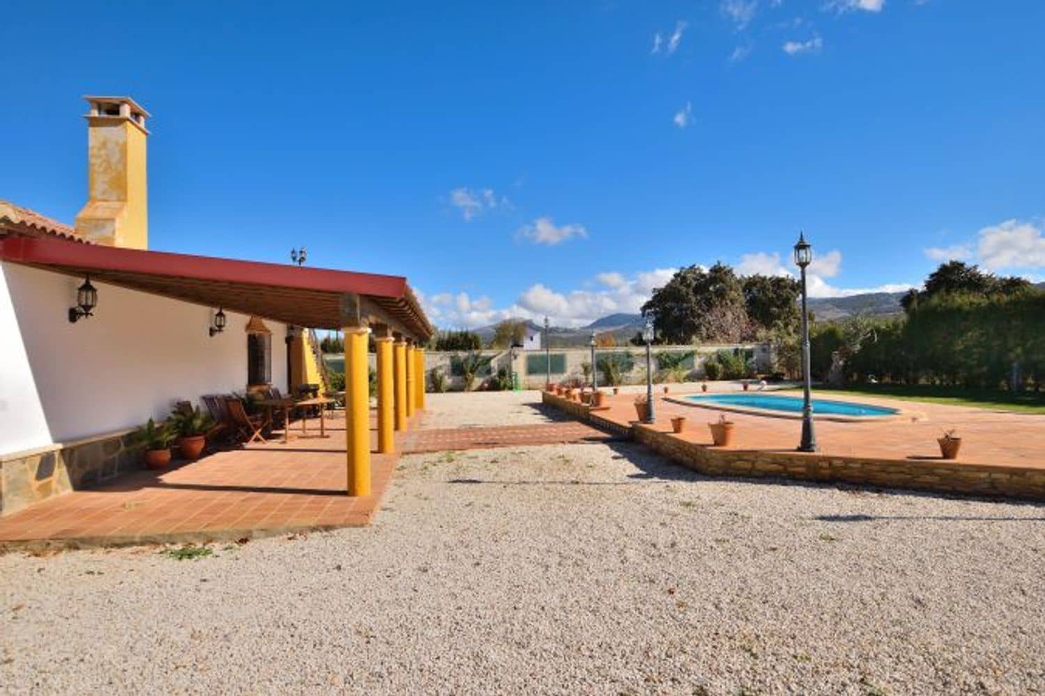 2 soveværelse Finca/Landehus til salg i Ronda med swimmingpool garage - € 425.000 (Ref: 9974548)