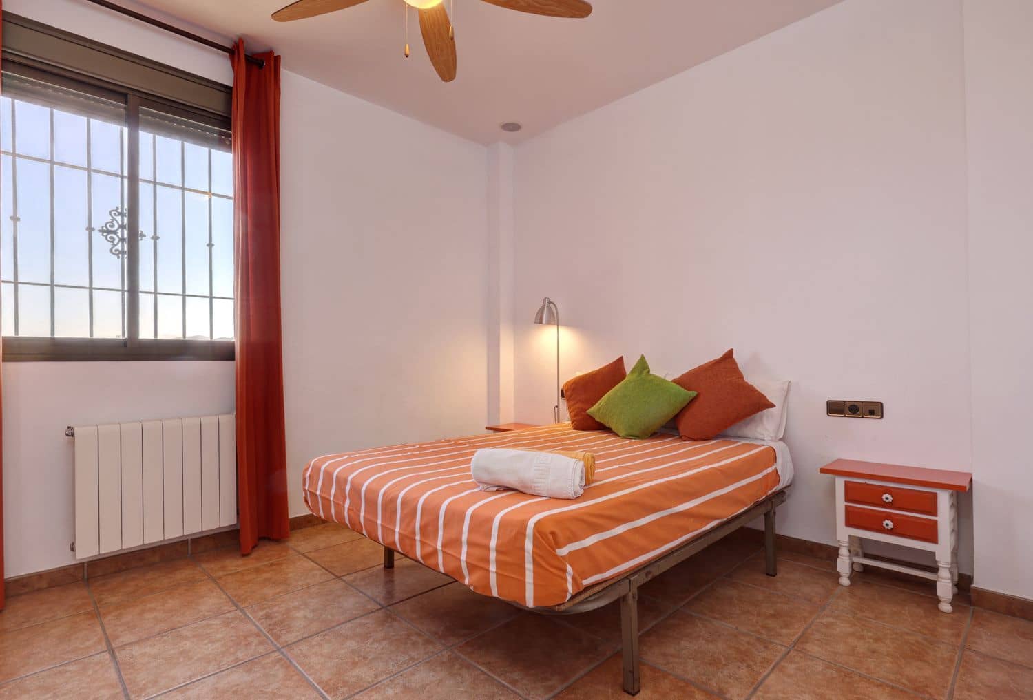 6 soveværelse Finca/Landehus til salg i Ronda med swimmingpool garage - € 530.000 (Ref: 9976683)