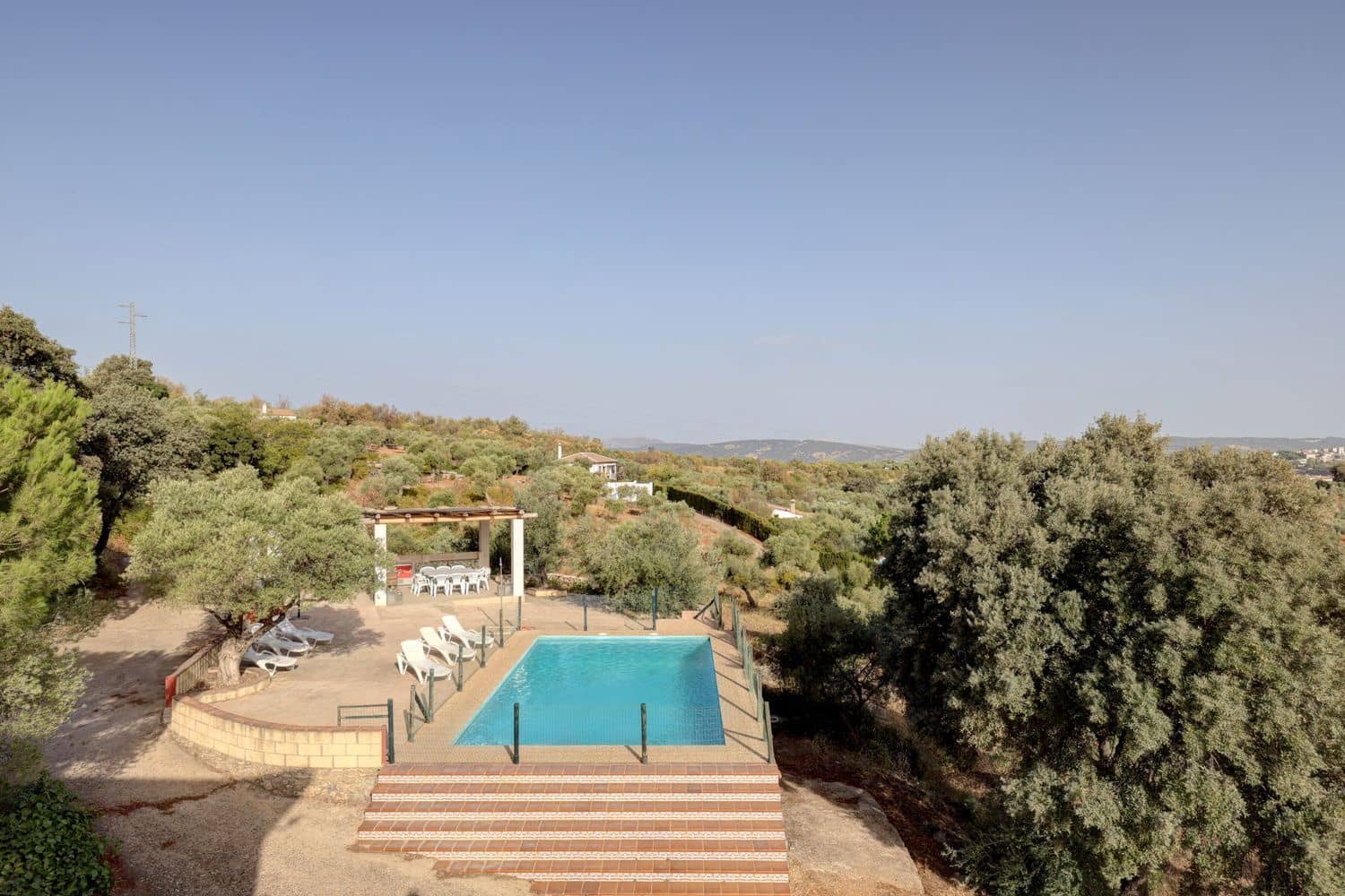 6 soveværelse Finca/Landehus til salg i Ronda med swimmingpool garage - € 530.000 (Ref: 9976683)