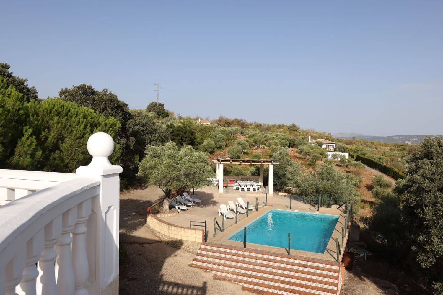 6 soveværelse Finca/Landehus til salg i Ronda med swimmingpool garage - € 530.000 (Ref: 9976683)