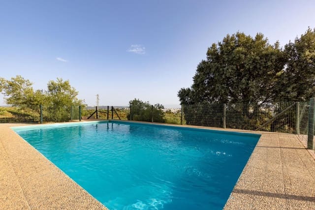 6 soveværelse Finca/Landehus til salg i Ronda med swimmingpool garage - € 530.000 (Ref: 9976683)