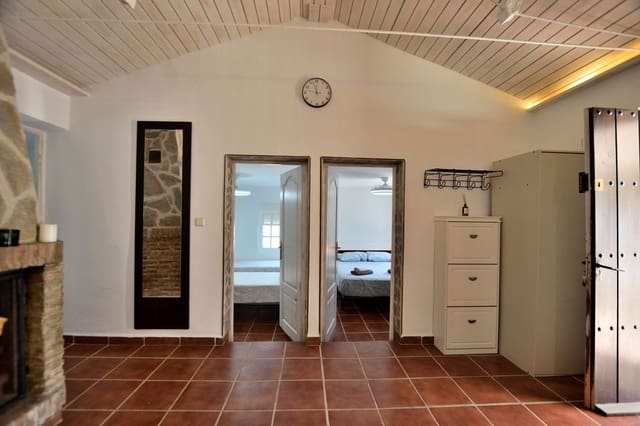 4 soveværelse Finca/Landehus til salg i Ronda med swimmingpool garage - € 410.000 (Ref: 9978095)
