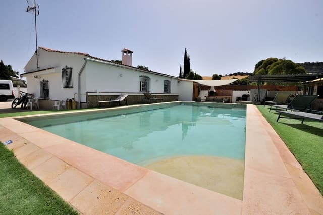 4 soverom Finca/Herregård til salgs i Ronda med svømmebasseng garasje - € 410 000 (Ref: 9978095)