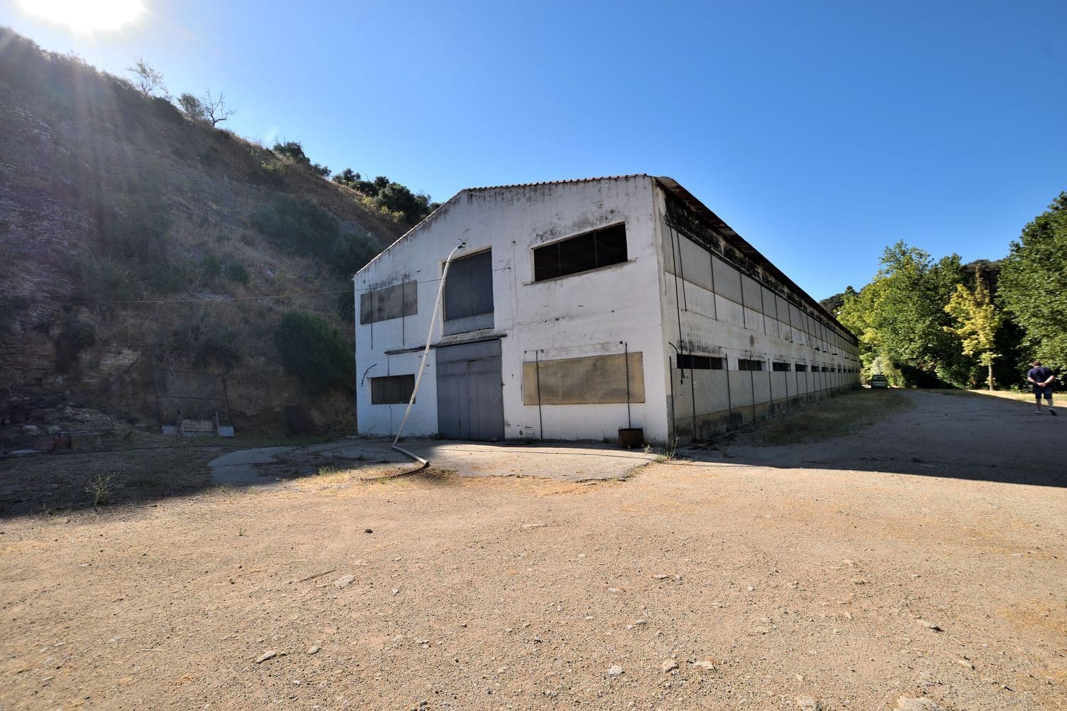 2 bedroom Finca/Country House for sale in Arriate with garage - € 699,000 (Ref: 9981678)
