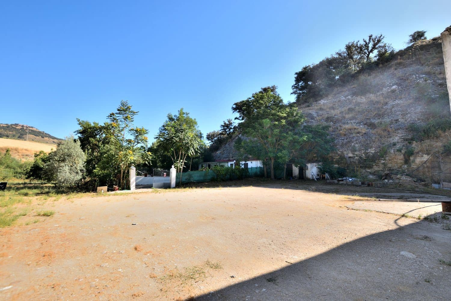 2 bedroom Finca/Country House for sale in Arriate with garage - € 699,000 (Ref: 9981678)