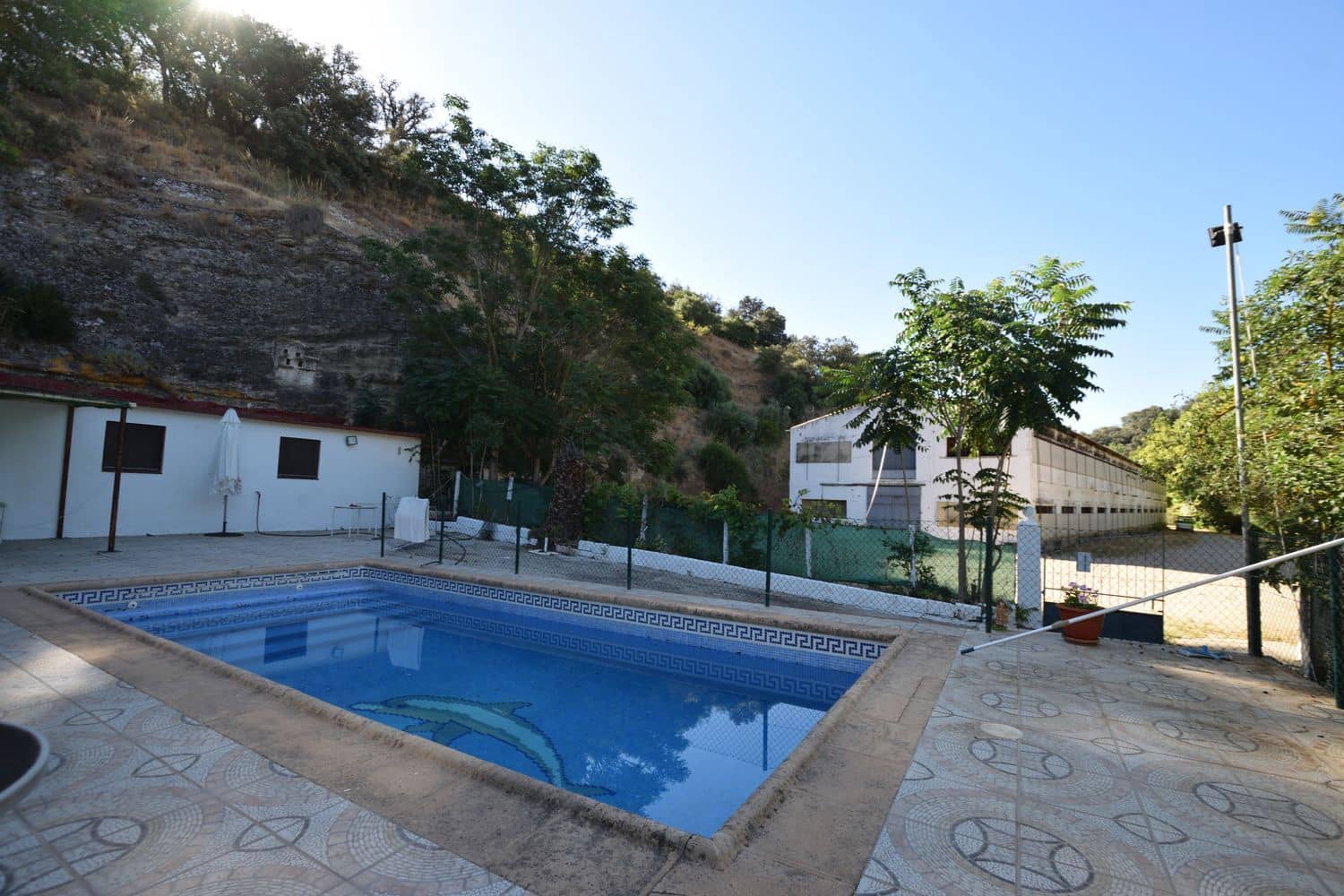 2 bedroom Finca/Country House for sale in Arriate with garage - € 699,000 (Ref: 9981678)