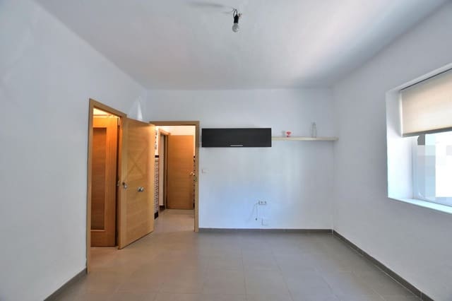 3 slaapkamer Huis te koop in Ronda met garage - € 210.000 (Ref: 9999514)