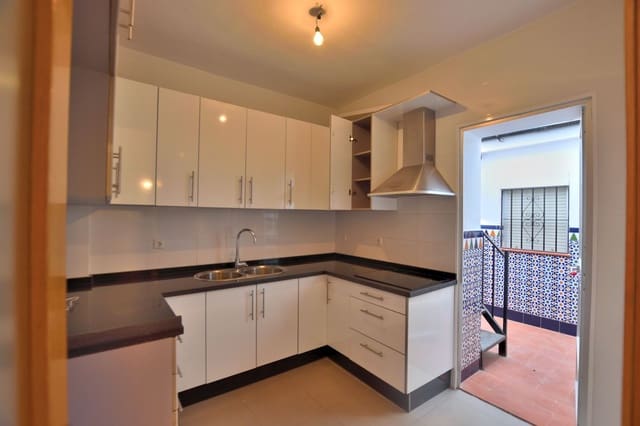 3 slaapkamer Huis te koop in Ronda met garage - € 210.000 (Ref: 9999514)