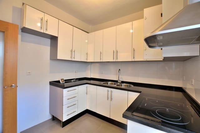 3 slaapkamer Huis te koop in Ronda met garage - € 210.000 (Ref: 9999514)