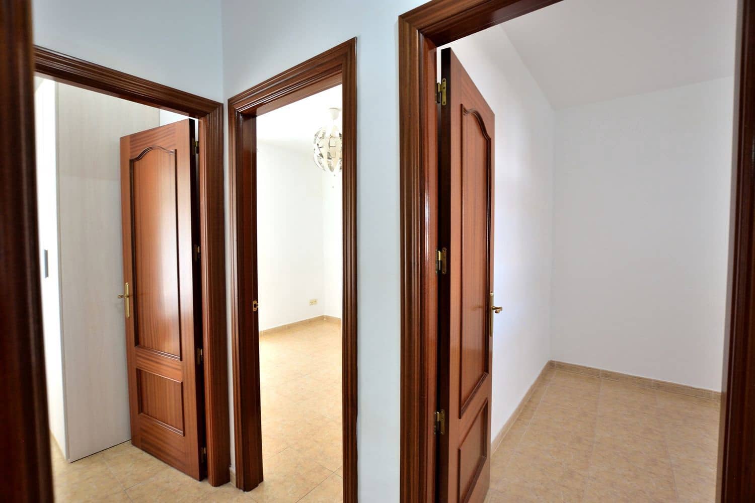 3 slaapkamer Huis te koop in Ronda met garage - € 210.000 (Ref: 9999514)