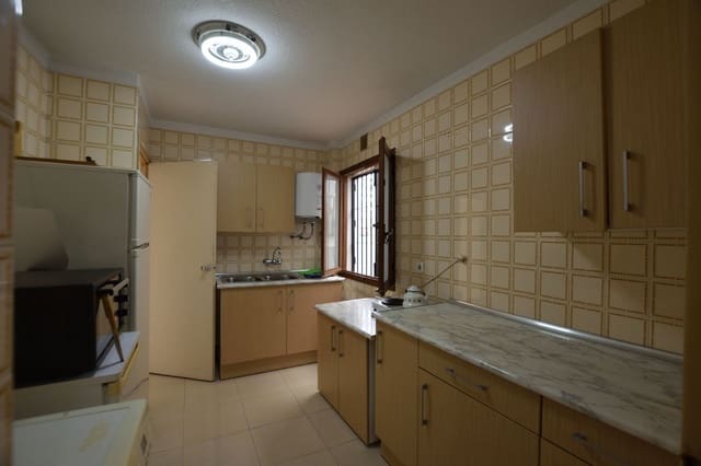 3 chambre Appartement à vendre à Ronda avec garage - 95 000 € (Ref: 9999515)