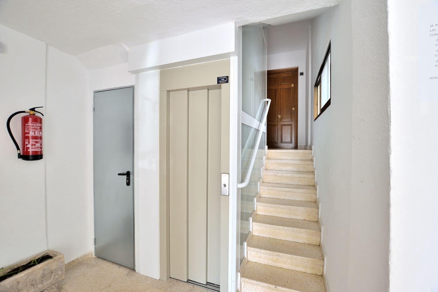 3 chambre Appartement à vendre à Ronda avec garage - 95 000 € (Ref: 9999515)