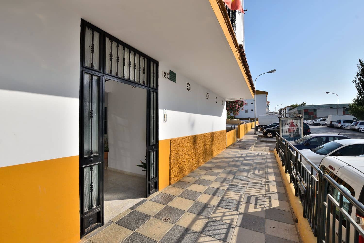 3 chambre Appartement à vendre à Ronda avec garage - 95 000 € (Ref: 9999515)