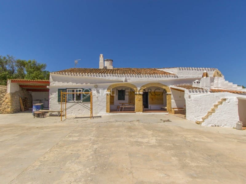 6 slaapkamer Finca/Landhuis te koop in Alayor / Alaior met garage - € 2.690.000 (Ref: 6922970)