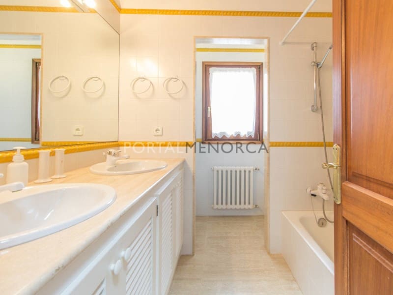 5 soveværelse Villa til salg i Binibeca med swimmingpool garage - € 2.995.000 (Ref: 7570497)