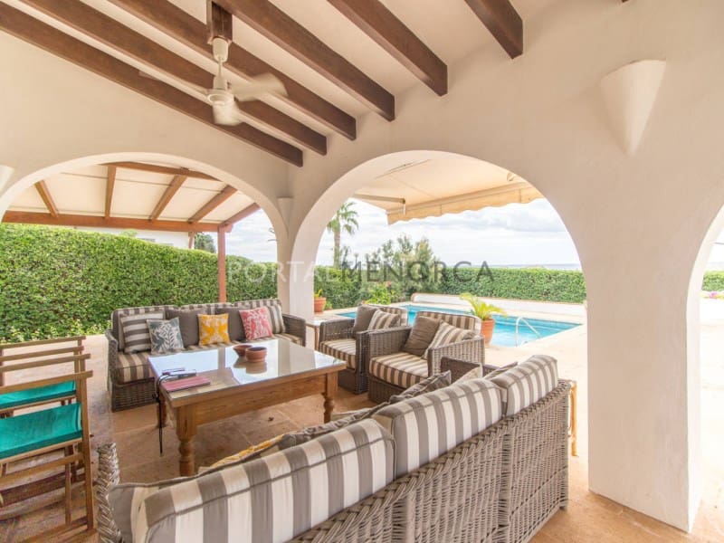 5 soveværelse Villa til salg i Binibeca med swimmingpool garage - € 2.995.000 (Ref: 7570497)