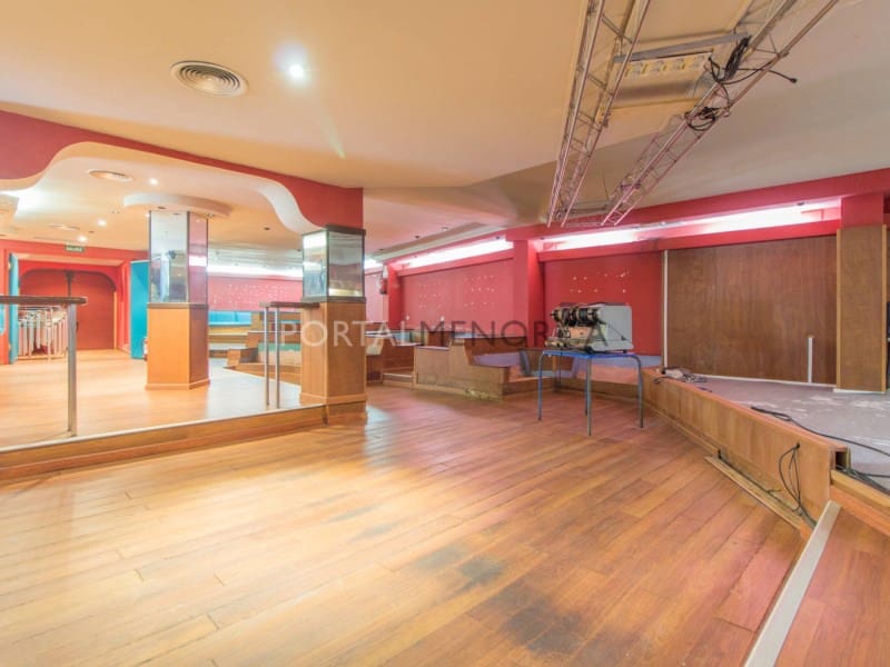 3 soveværelse Restaurant/Bar til salg i Es Castell - € 1.750.000 (Ref: 9006122)