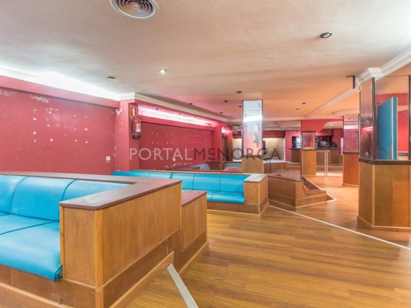 3 soveværelse Restaurant/Bar til salg i Es Castell - € 1.750.000 (Ref: 9006122)