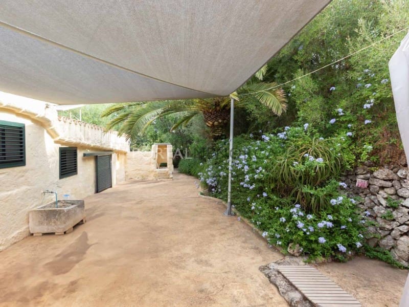 4 soveværelse Finca/Landehus til salg i Trebaluger - € 1.200.000 (Ref: 9202646)