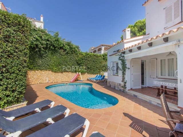 4 soveværelse Villa til salg i Arenal d'en Castell, Es Mercadal - € 990.000 (Ref: 9228869)