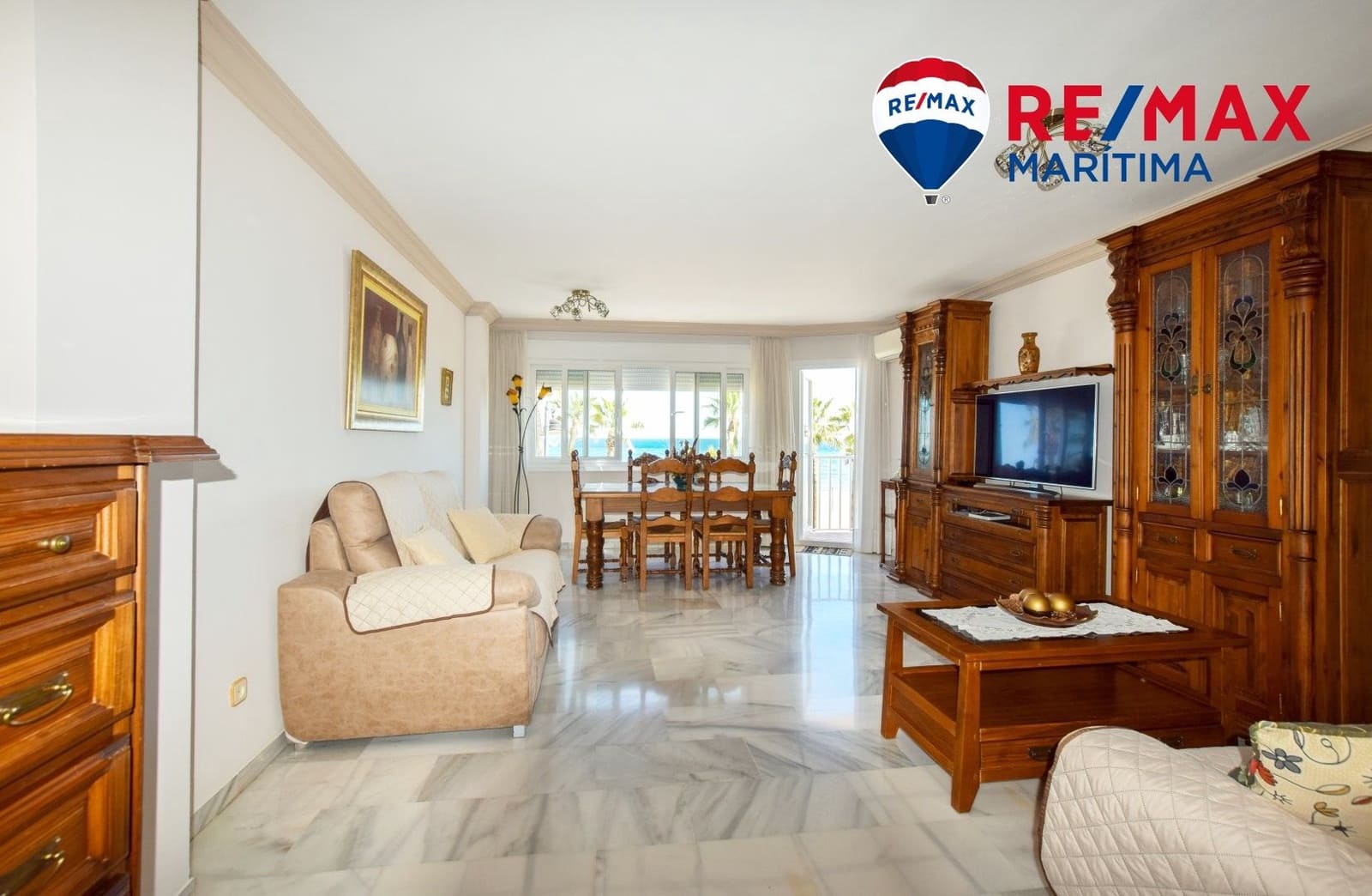 3 soveværelse Lejlighed til leje i Estepona med garage - € 1.950 (Ref: 9065282)