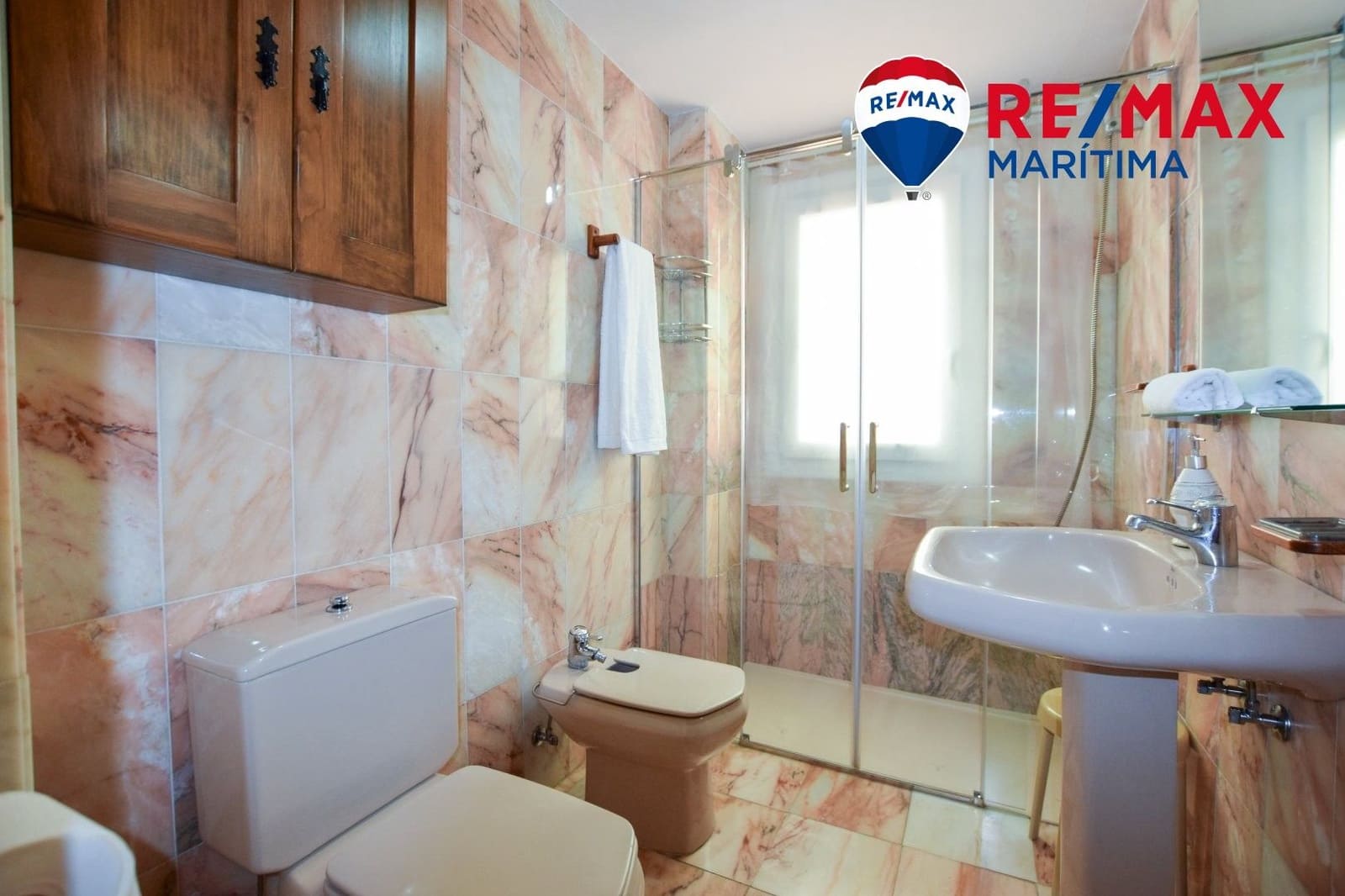 3 soveværelse Lejlighed til leje i Estepona med garage - € 1.950 (Ref: 9065282)