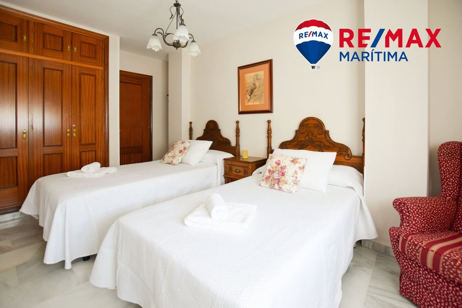 3 soveværelse Lejlighed til leje i Estepona med garage - € 1.950 (Ref: 9065282)