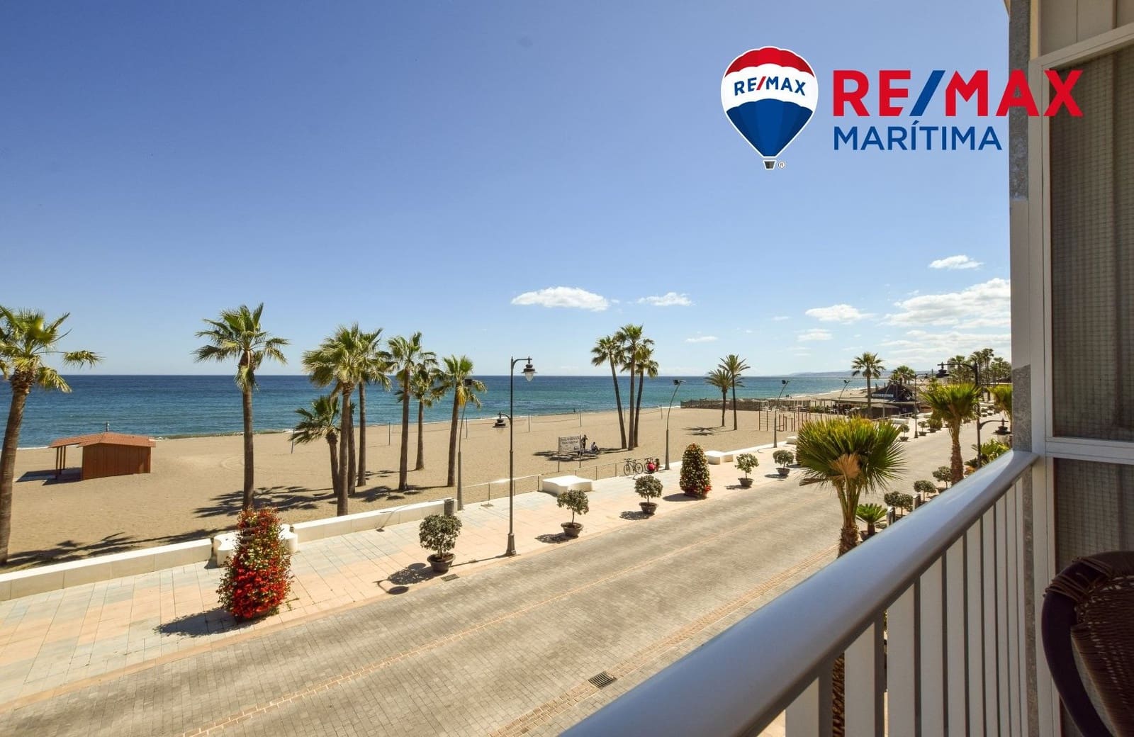 3 soveværelse Lejlighed til leje i Estepona med garage - € 1.950 (Ref: 9065282)