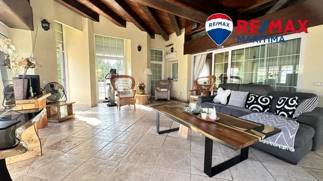 4 sypialnia Willa na sprzedaż w San Pedro de Alcantara, Marbella - 1 590 000 € (Ref: 9065283)