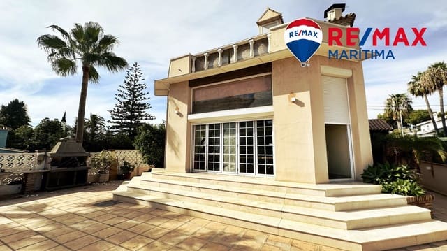 4 sypialnia Willa na sprzedaż w San Pedro de Alcantara, Marbella - 1 590 000 € (Ref: 9065283)