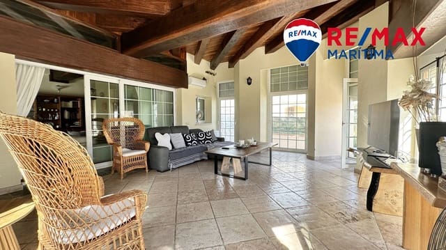 4 sypialnia Willa na sprzedaż w San Pedro de Alcantara, Marbella - 1 590 000 € (Ref: 9065283)