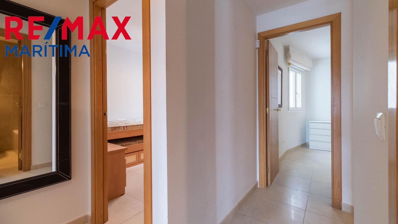 4 camera da letto Appartamento in vendita in Nueva Andalucia con garage - 450.000 € (Rif: 9065293)
